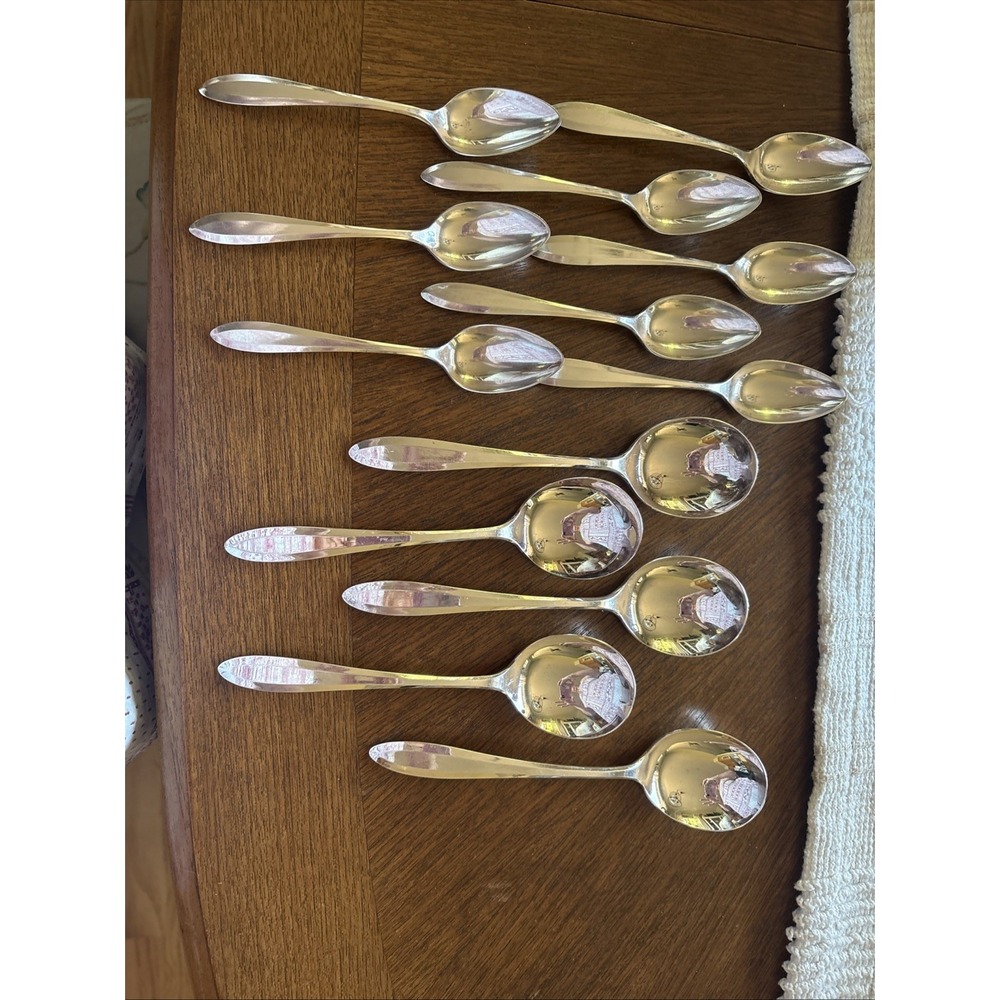 Antique 1914 Oneida Community Silverplate Patrician 13 pc Spoon Set